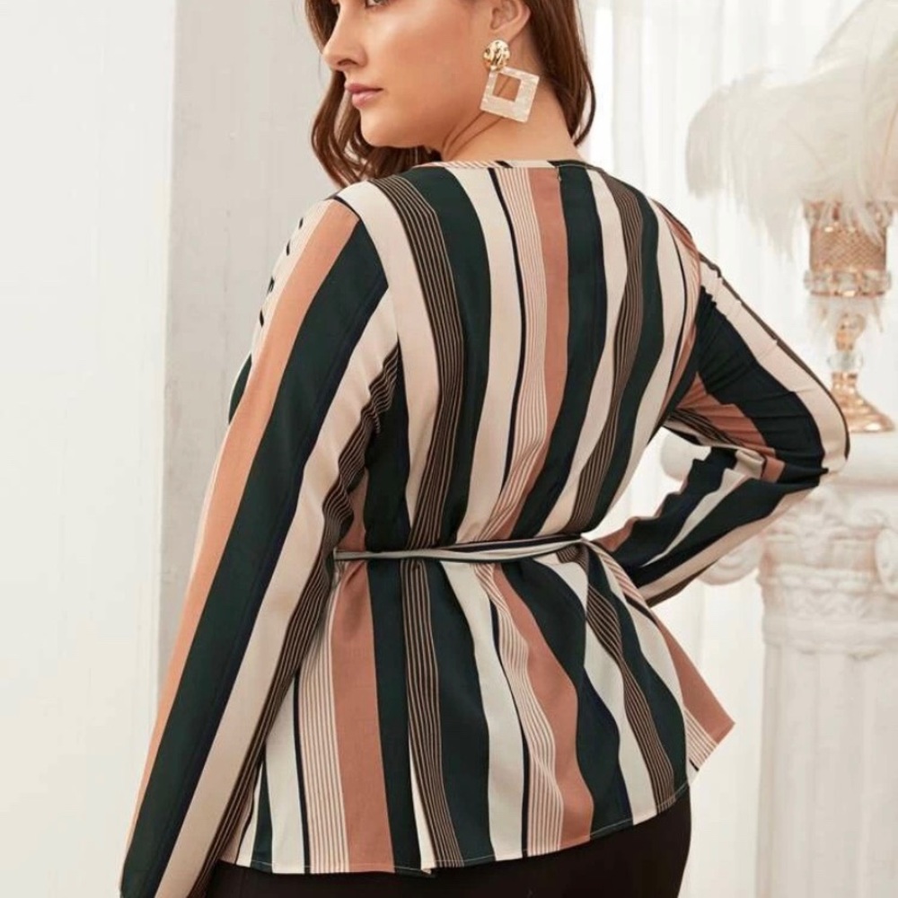 STRIPED BELTED TOP - Picture 3 of 7